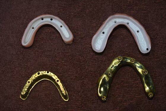 Precisione ingegneristica AOX tutto zirconio Full Arch Zirconia Ponte adatto per le esigenze di restauro dentale completo