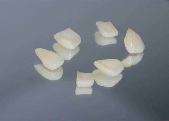 I denti compositi puliti facili dell'OEM impiallaccia la stabilità di colore duratura