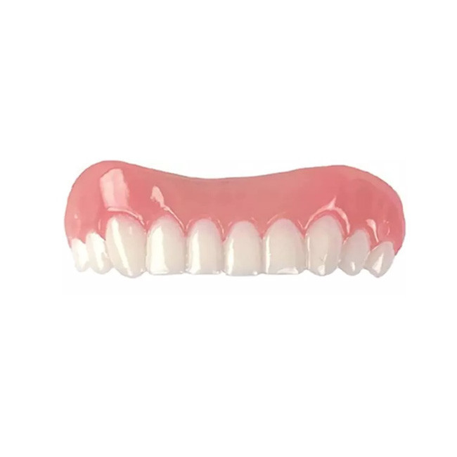 Aspetto realistico di superficie regolare della corona dentaria stabile della porcellana di colore